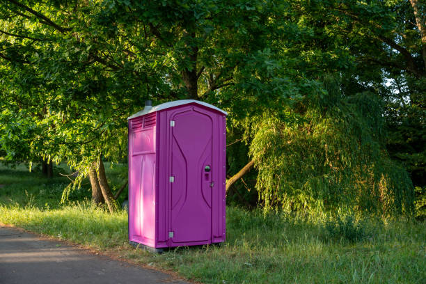 Porta potty delivery and setup in Churchill, OH